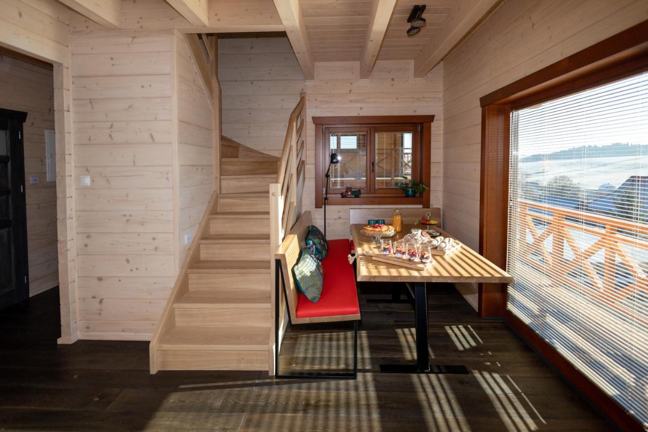 Houten Vakantiewoning "Reisnaarpolen" Royaal Ontbijt, Sauna En Hottub Чарна Гура Екстер'єр фото