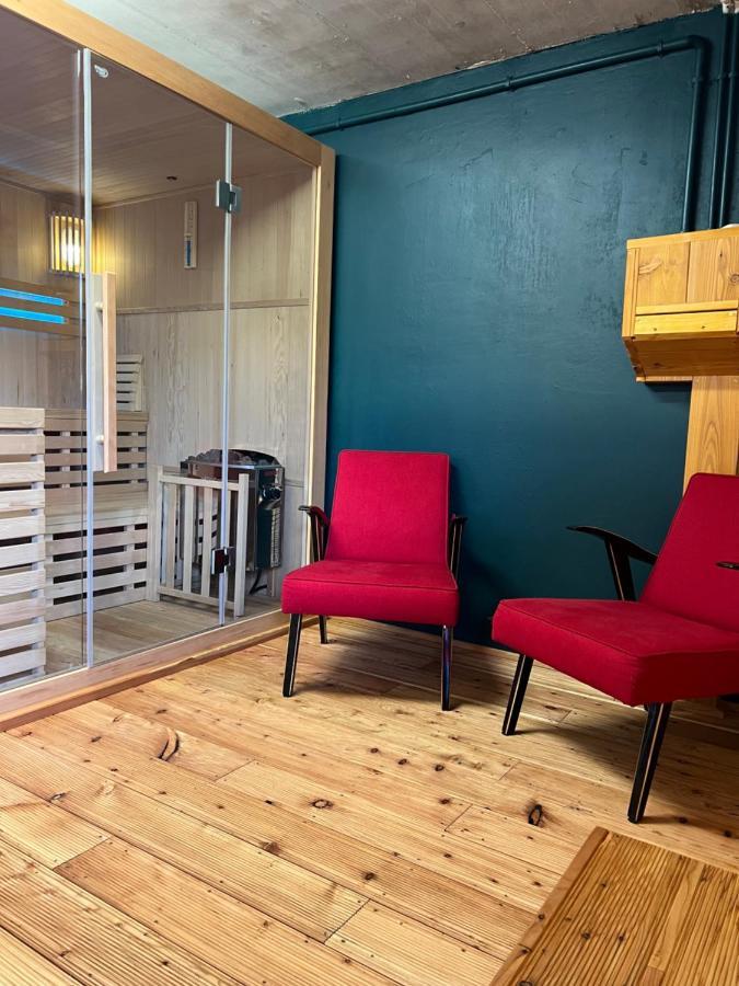 Houten Vakantiewoning "Reisnaarpolen" Royaal Ontbijt, Sauna En Hottub Чарна Гура Екстер'єр фото