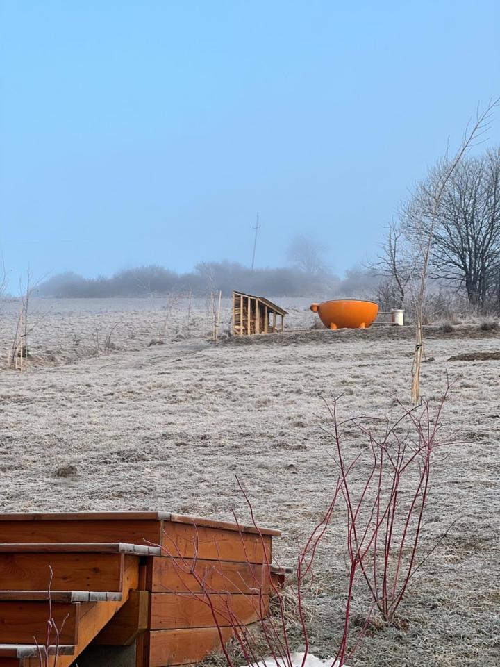 Houten Vakantiewoning "Reisnaarpolen" Royaal Ontbijt, Sauna En Hottub Чарна Гура Екстер'єр фото