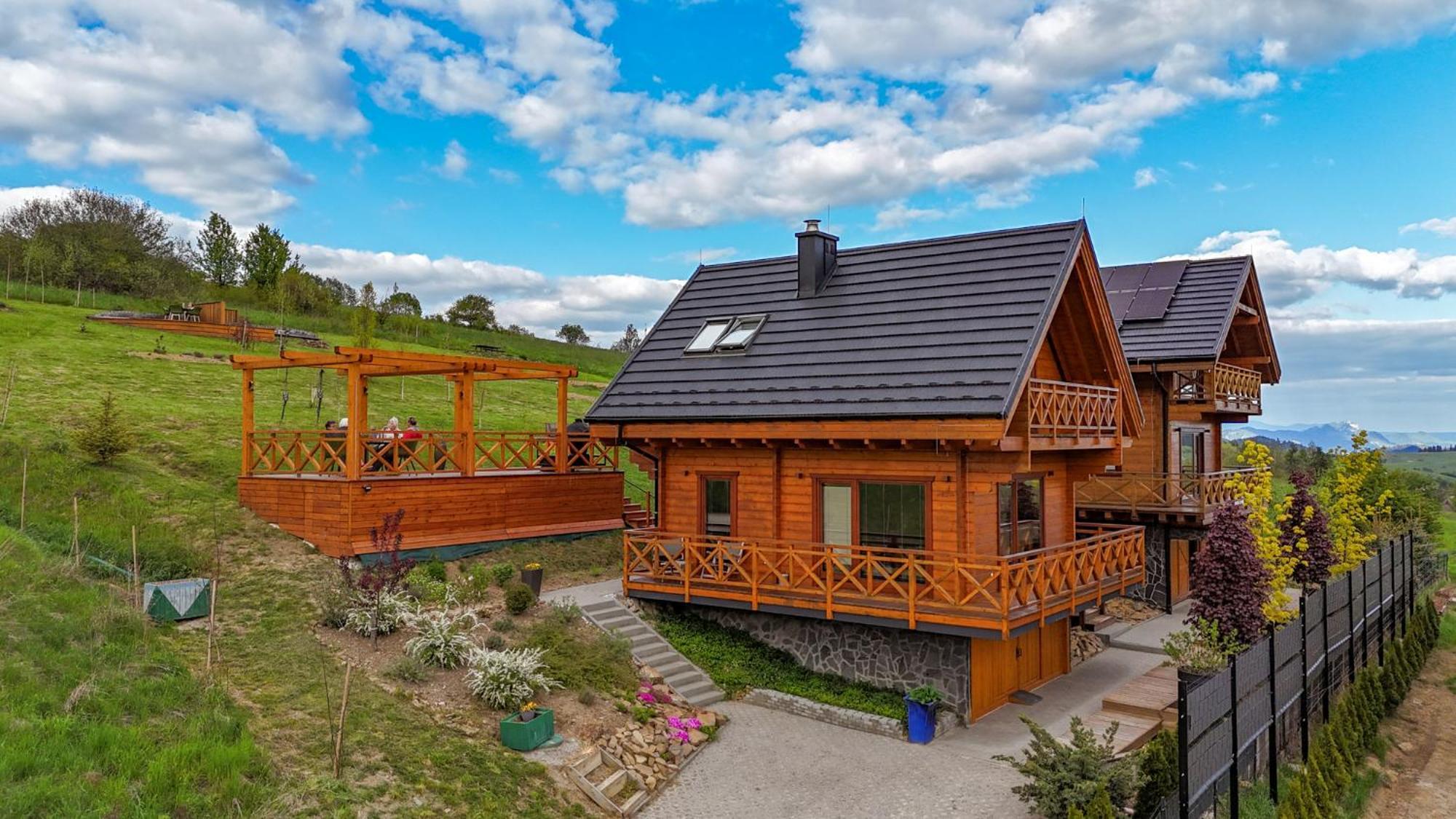 Houten Vakantiewoning "Reisnaarpolen" Royaal Ontbijt, Sauna En Hottub Чарна Гура Екстер'єр фото