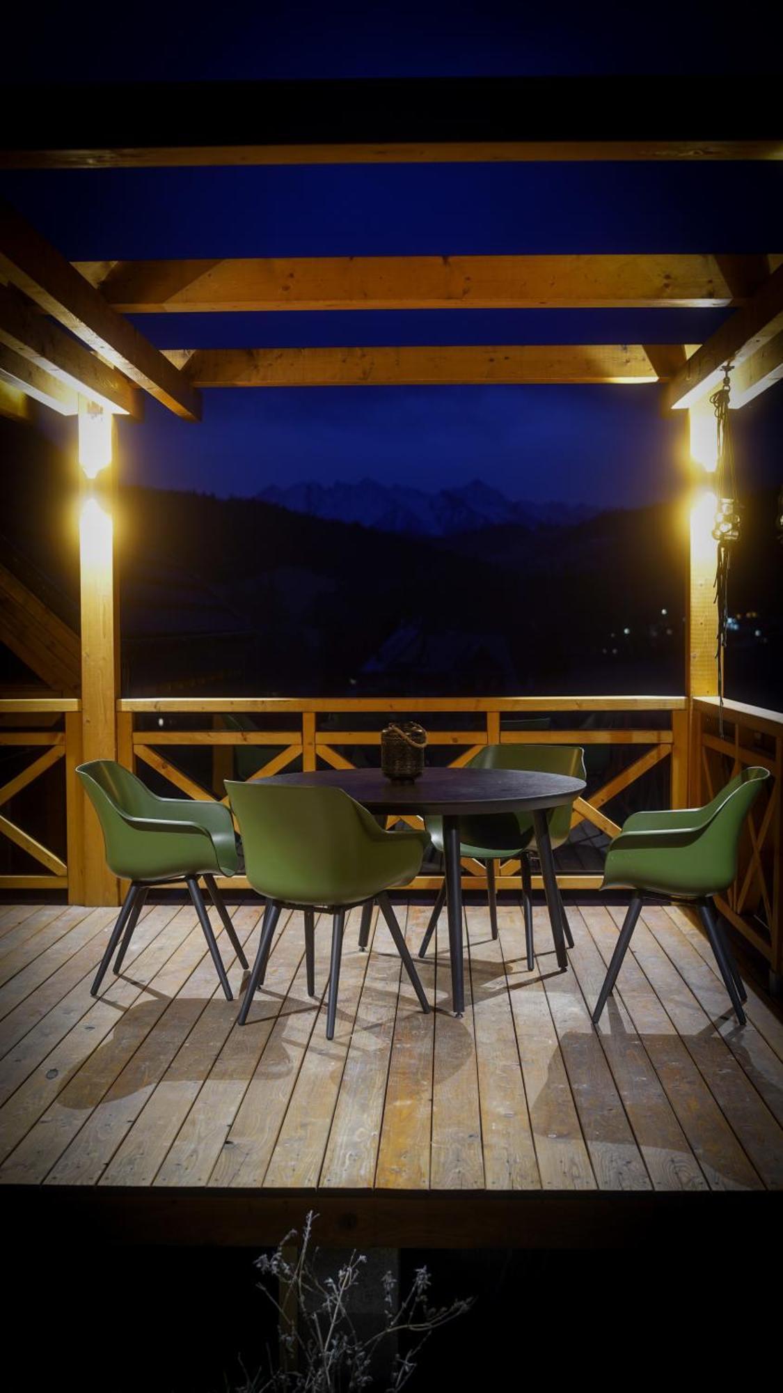 Houten Vakantiewoning "Reisnaarpolen" Royaal Ontbijt, Sauna En Hottub Чарна Гура Екстер'єр фото